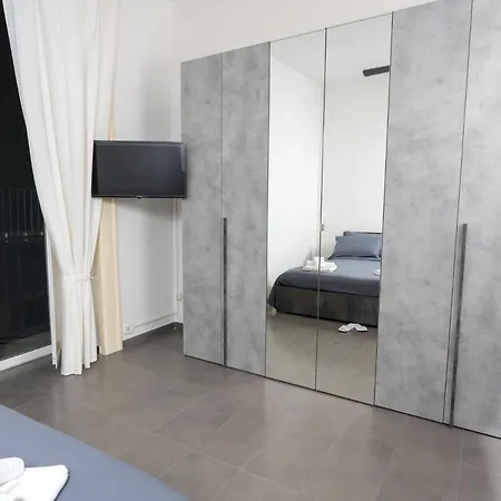 House Naples